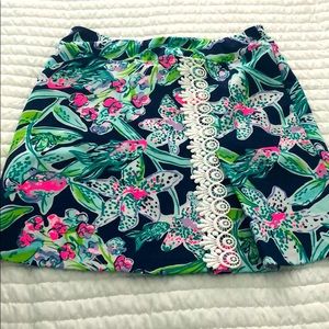 Lilly pulitzer Daphne Luxletic skirt size 2